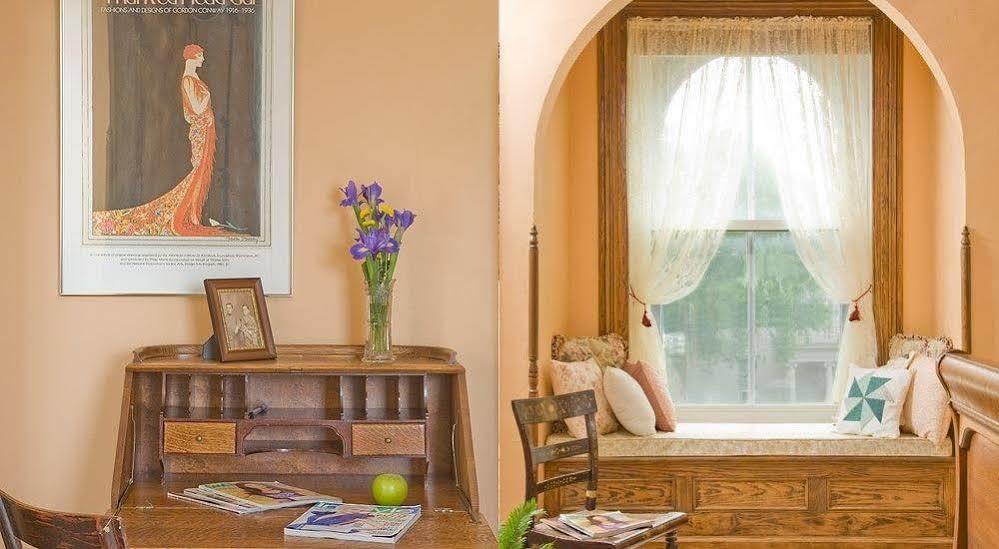 The Carriage House Inn B&B Линчберг Экстерьер фото